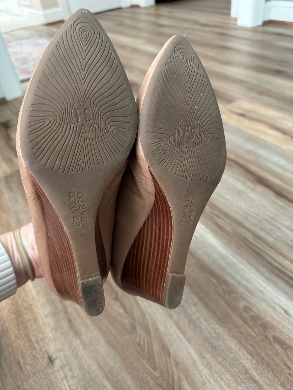 Franco Sarto Nude Tan Pointed-Toe Wedge Pumps 7 - Picture 2 of 5